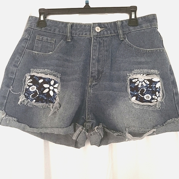 Blue Rolled Hem Denim Shorts, Slim Fit Ripped Floral Print Slash Pockets L 8-10 - Picture 12 of 13